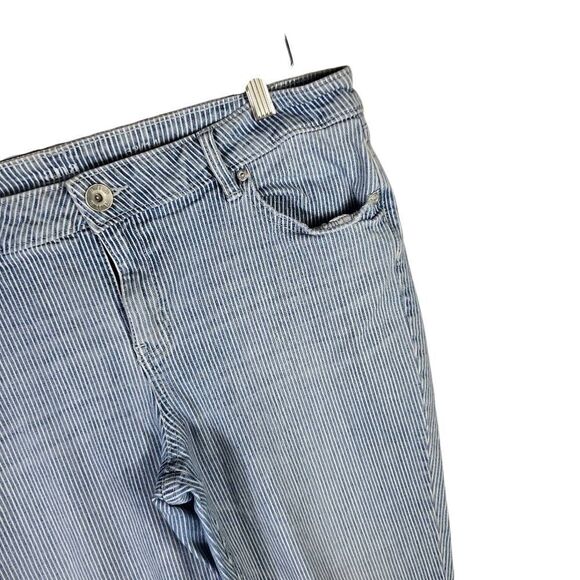 A.N.A Blue And White Striped Women's Skinny Ankle Jeans - Picture 4 of 13